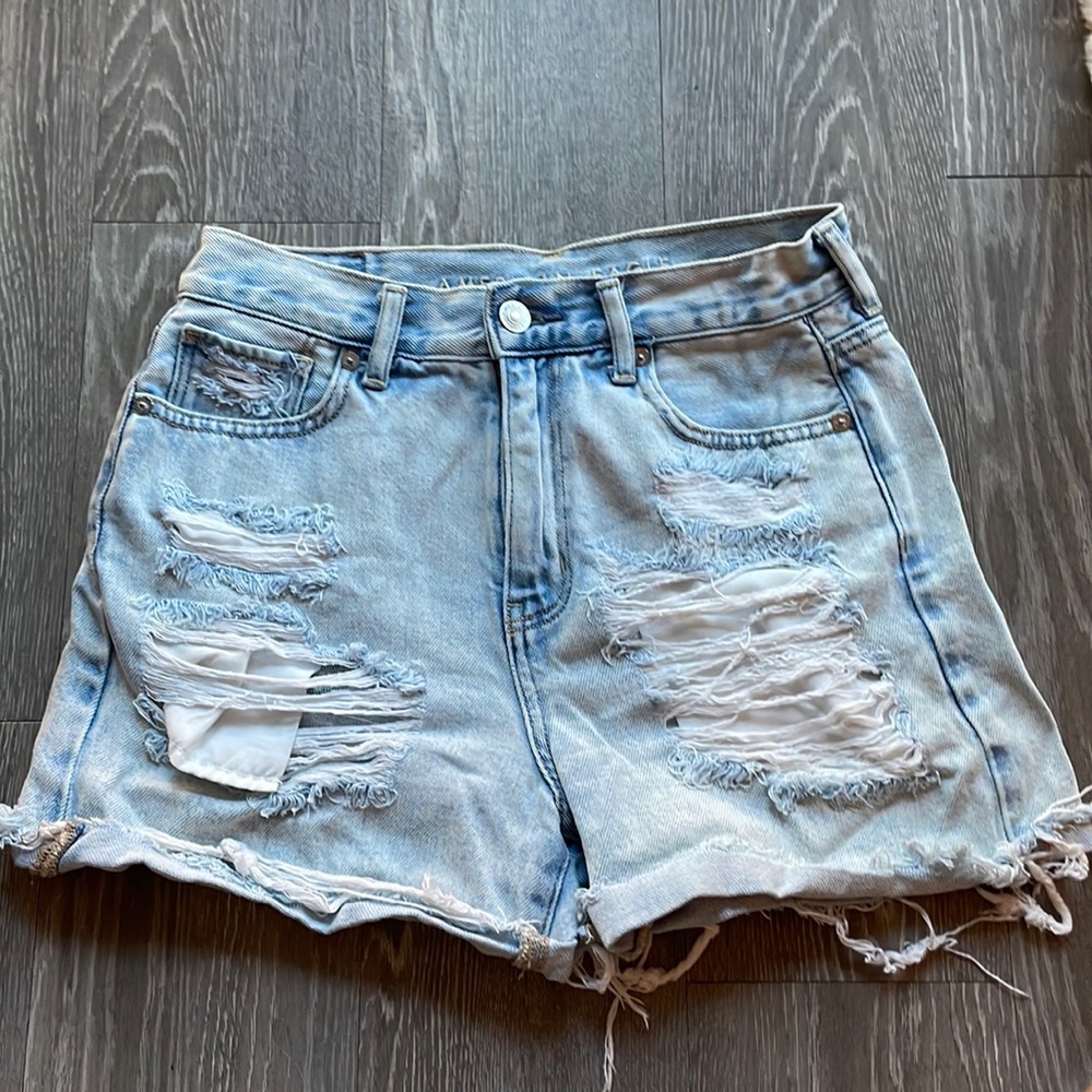 American Eagle high rise mom shorts